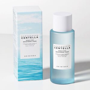 skin1004 madagascar centella hyalu cica brightening toner 210ml
